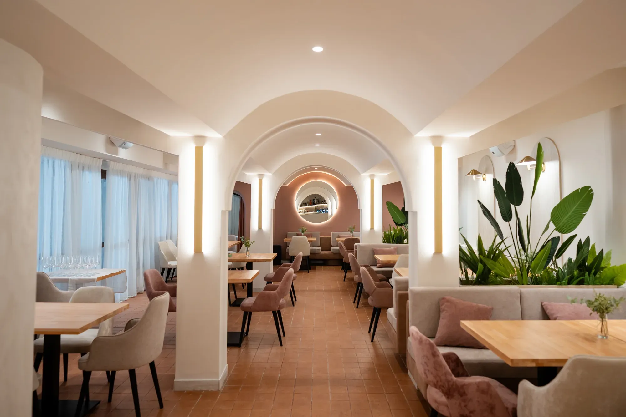 LA BULEVARD — Detaliu interior