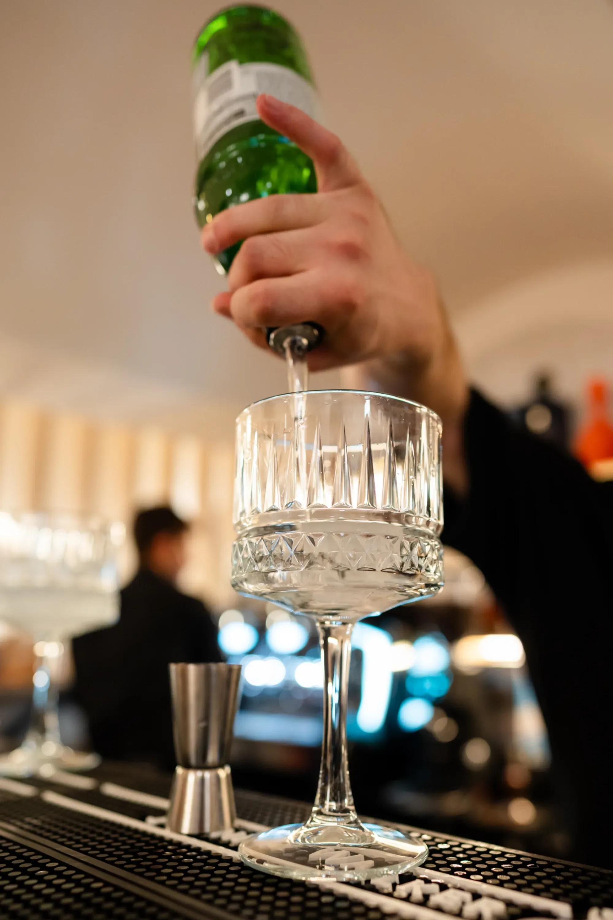 LA BULEVARD — Vinoteca